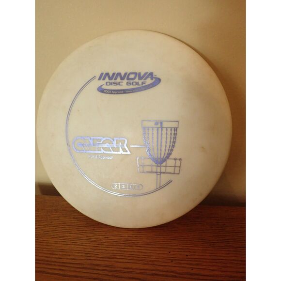 Innova DX Aviar 150g Ivory Black Stamp Putter Golf Disc - Picture 1 of 4